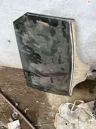 Стекло задней левой двери Hyundai Santa Fe 2012–2018 Киев