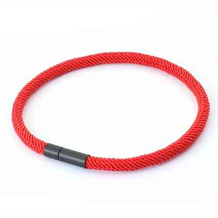 Красный браслет из шнура с металлическим замком – унисекс аксессуар Киев