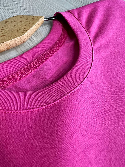 Футболка женская A-N 2305 однотонная оверсайз базовая one size малиновая, малиновий, one size Киев - изображение 3