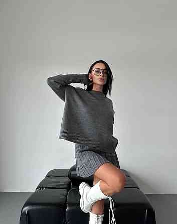 Жіночий трендовий костюм спідниця плісе з високою талією + оверсайз светр Одеса