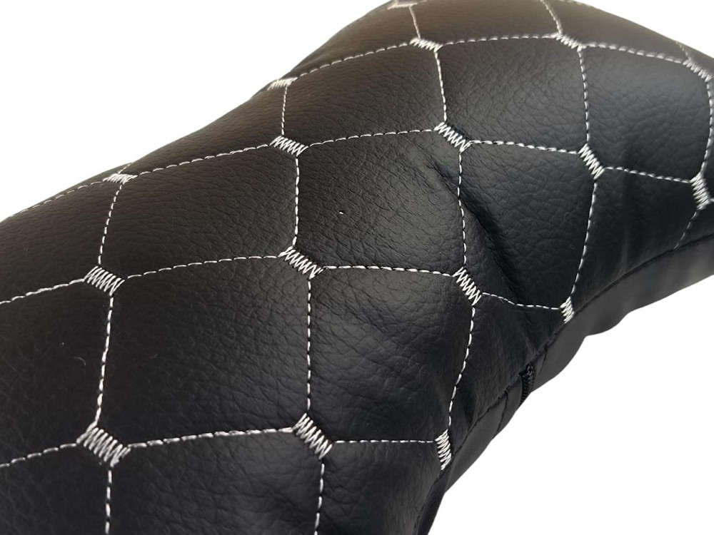 Подушка голову в авто екошкіра біла строчка (к-кт 2 шт) під Мукачево - фото 2