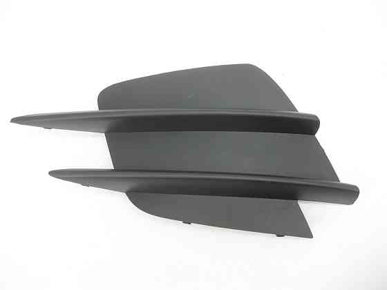 Mercedes-Benz  A2058857202 Декоративна накладка переднього бампера ліва C-Class W205 C-Class Estate S205 C-Class Coupe С205 C-Class Cabrio (A205) Одеса