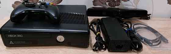 Приставка Xbox 360 Slim 300Gb. Kinect. Киев