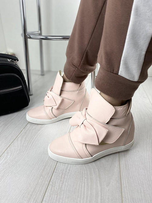 Снікерси жіночі 2415 пудра шкіра натуральна танкетка 38р.-24см. 39р.-25см. (3231) Коломыя - изображение 3