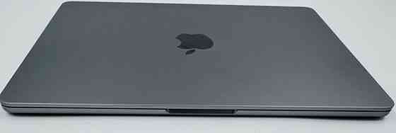 Apple Macbook Air 13.6 M2 2022 24GB RAM 256GB SSD Space Gray IL6542. Київ