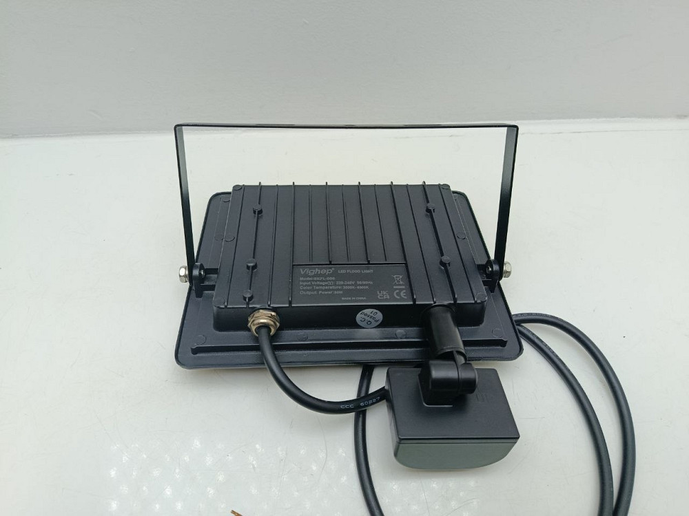 Вуличний LED прожектор Vighep 50W з датчиком руху (IP66) Луцьк - фото 3