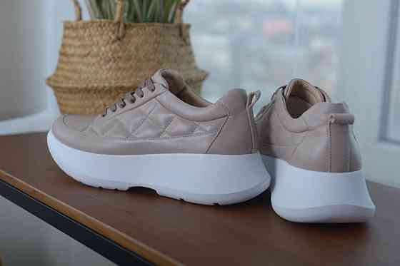 VIFEST Кросівки жіночі VIFEST 194-2 бежеві (весна-осінь, шкіра натуральна) (4440) Коломыя