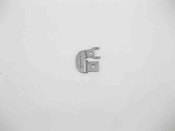 Mercedes-Benz  A6422031040 Кронштейн - тримач перемикаючого клапана водяного насоса S-Class W221 W222 E-Class W212 C207 W213 C238 GLC X253 Одесса