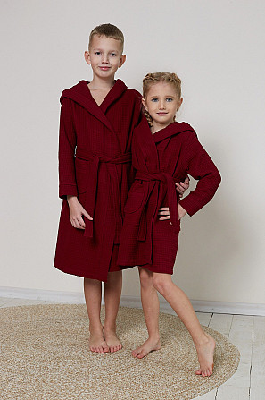 Халат детский вафельный Ideal Textile с капюшоном бордовый (56860675) Черновцы - изображение 2