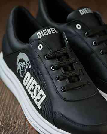 Чоловічі шкіряні кросівки 3д дизель ч\б Харьков