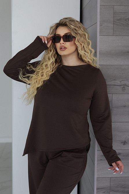 Жіночий костюм з асиметричним лонгслівом "Travel" |  Норма та батал Шоколадний, 50-52 Київ - фото 3