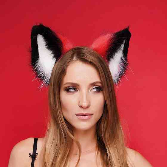 Меховые ушки кошки трехцветные: Красный, черный, белый OKOVA Sex Aura Киев