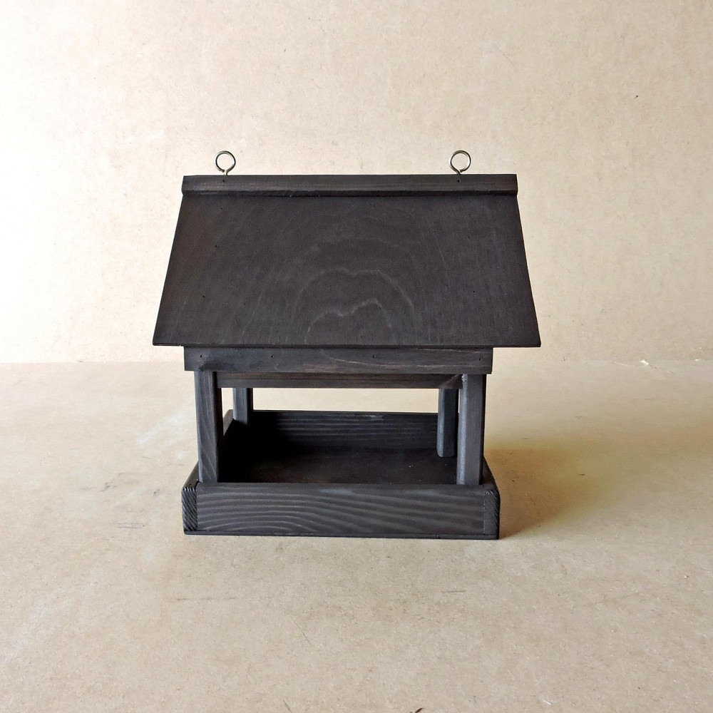 Кормушка со скворечником 