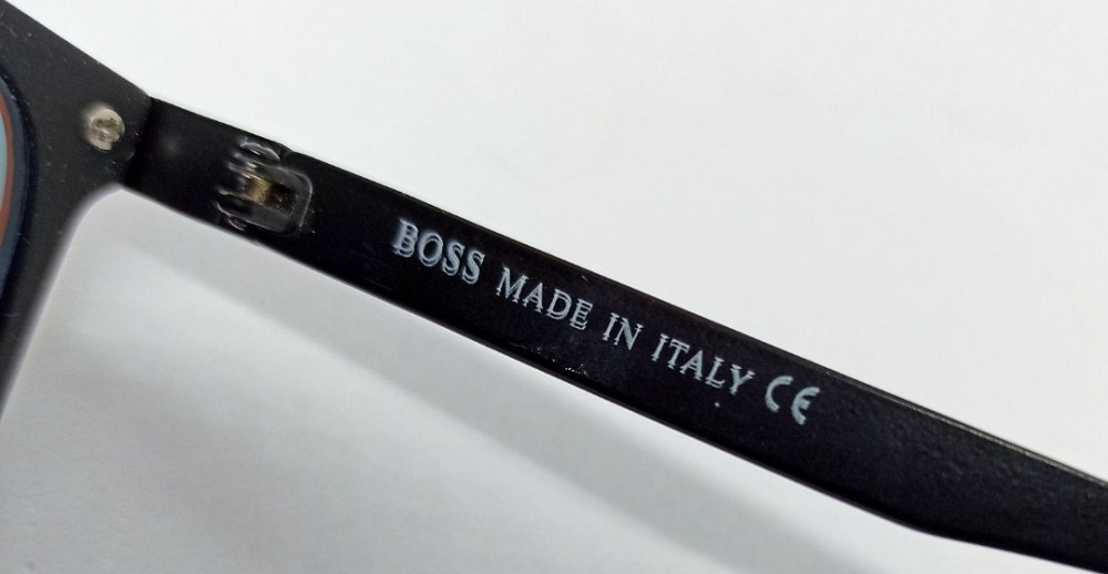 Брендовые очки мужские оранжевые зеркальные в черной матовой оправе. Киев - изображение 3