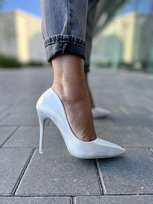 Comer Туфлі жіночі COMER срібні еко-шкіра 36-39 (AH-3 2716) 37 Коломия - фото 1