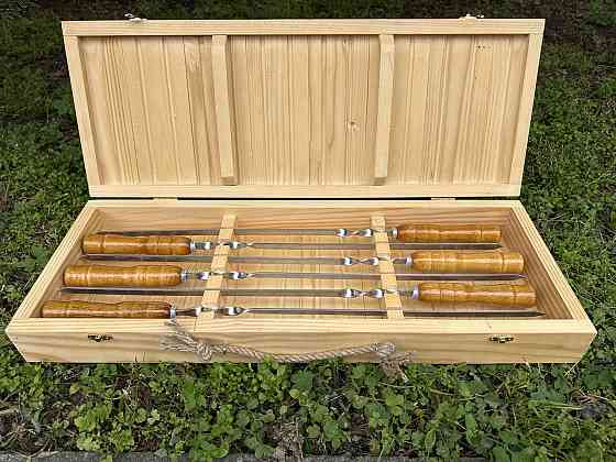 Набор подарочный шампуры для шашлыка с деревянной ручкой в деревянном кейсе,комплект из 6 штук-длиной 62,7 см Каменец-Подольский