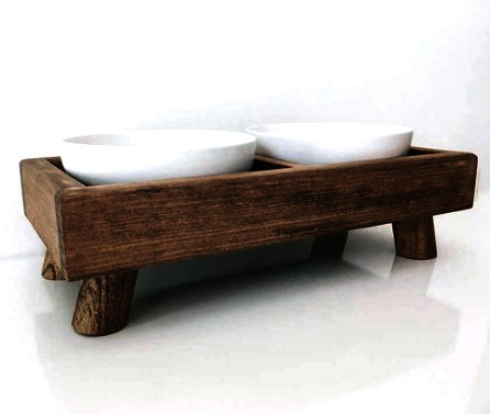 Подставка под миски для кошек 