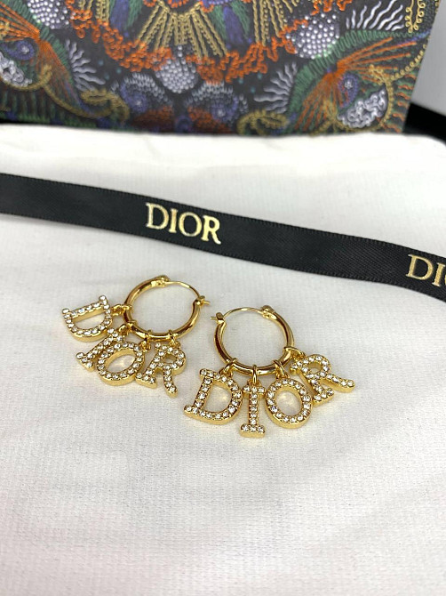 Брендовые серьги Диор/Dior, позолота / серьги маленькие колечки с буковками Одесса - изображение 2
