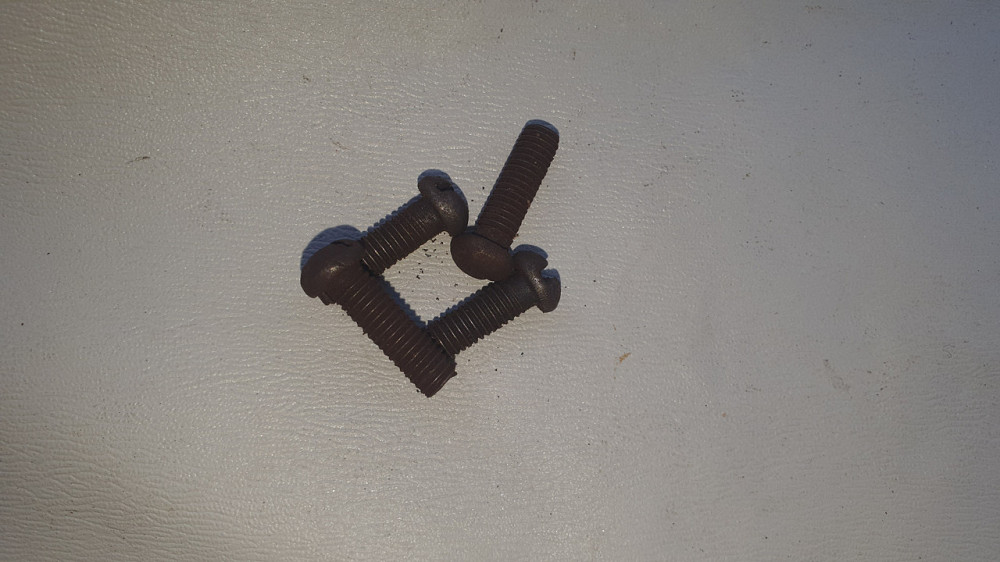 Винт М6. Длина - 25 мм. Под плоскую отвертку. Харьков - изображение 1