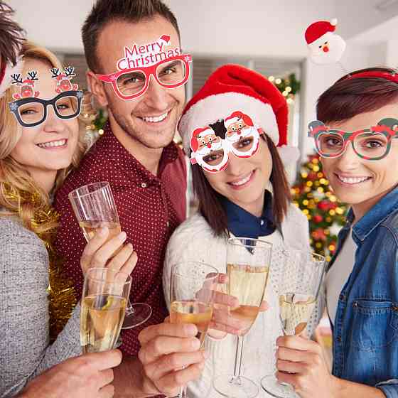 Новорічна фотобутафорія Окуляри 9 штук різнобарвний Київ