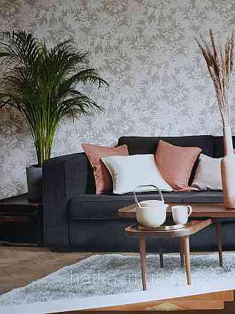 Шпалери флізелінові еко Casadeco Five o'clock 0.53х10 рожеві квіти, пальми, листя на коричневому під гобелен Київ
