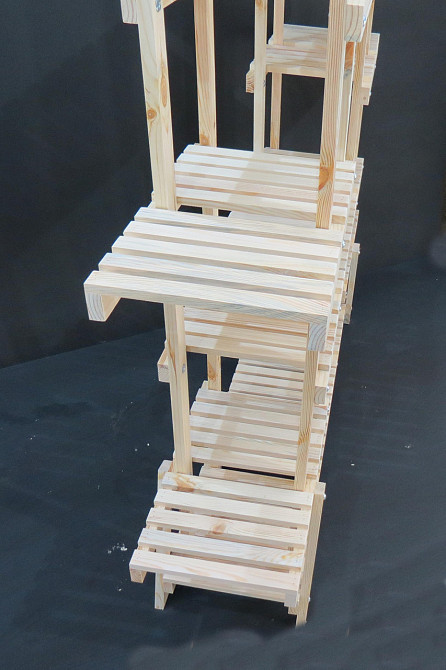 Подставка для цветов 