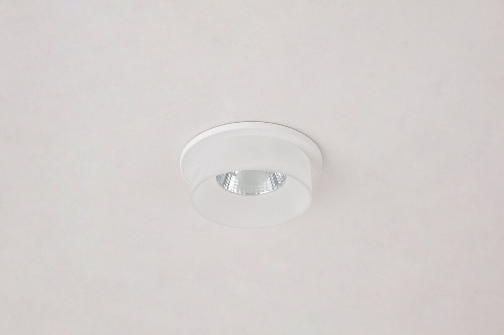 SIRIUS Спот Sirius WT Коломыя - изображение 2