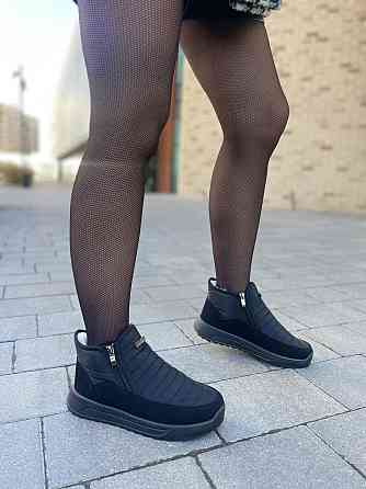 Прогресс Дутіки жіночі Progress чорні плащівка зимові (5301) Коломия