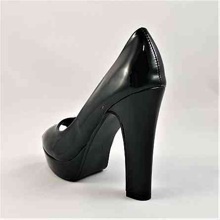 Жіночі Туфлі на Кабуці Лакові моделі (розміри: 35,36,38) - 02-1 Дніпро