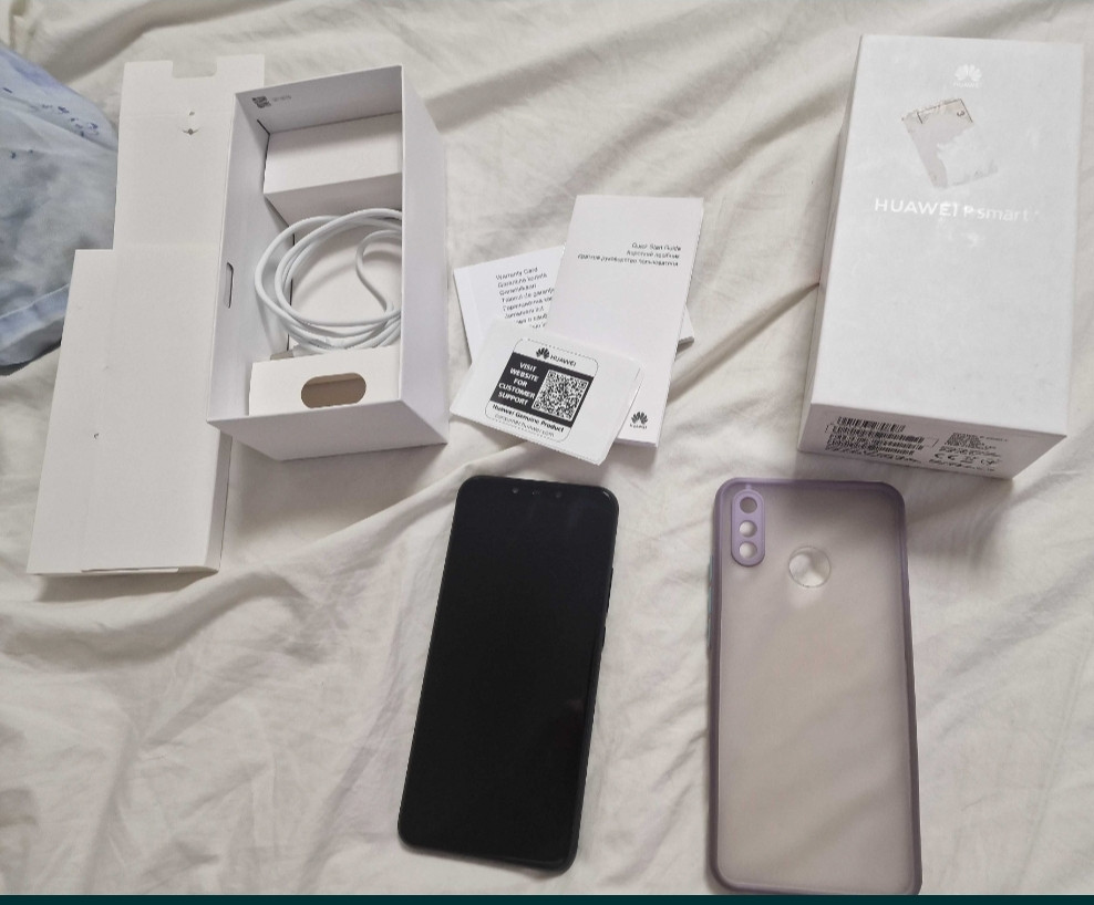 Телефон: Huawei P Smart Plus 4/64Gb.Blask Android + Чохол. Київ - фото 1