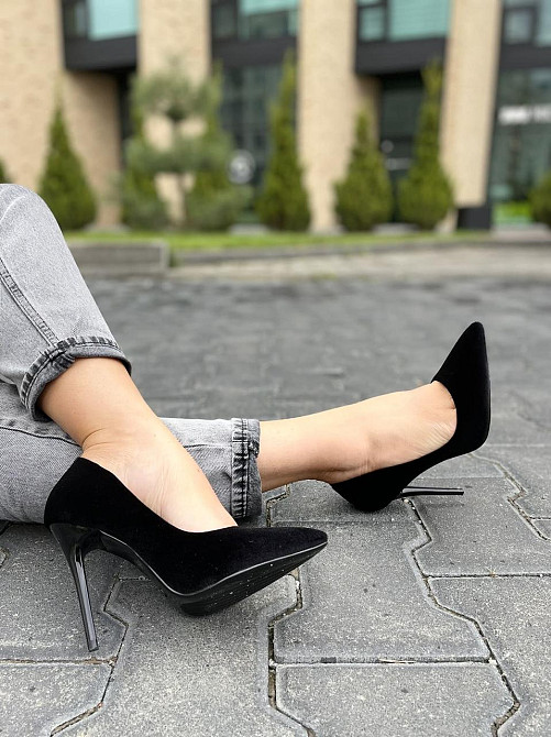 Comer Туфлі жіночі COMER чорні оксамит каблук 11см 39р (1929) Коломыя - изображение 4