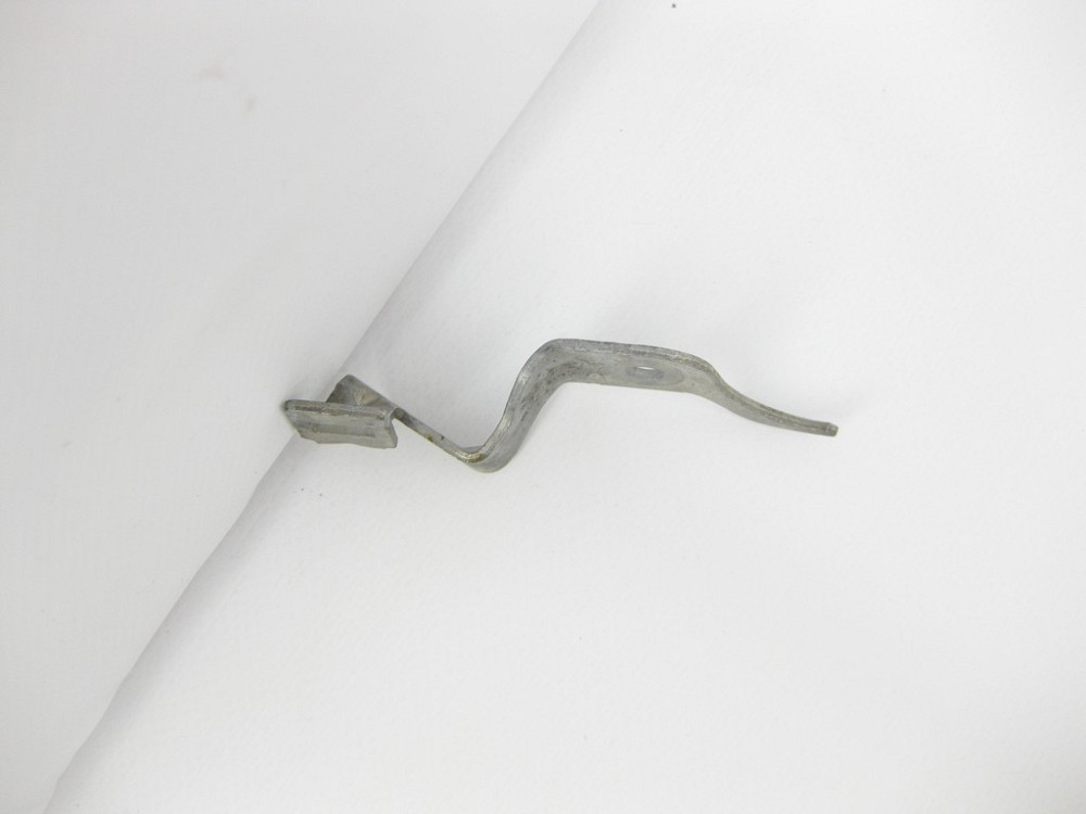 Mercedes-Benz  A6510940941 Кронштейн проводки на вакуумному ресивері для двигуна OM651 R4 2.2 cdi E-Class W212 C207 C-Class W204 CLS C218 Vito Sprinte Одеса - фото 6