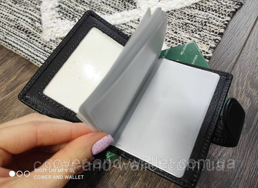 Чорна маленька візитниця з натуральної шкіри на кнопці MD Leather MD 708-A Київ - фото 2
