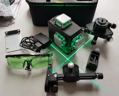 Лазерний рівень Deko 3D Бірюзовий промінь 12 ліній + штатив 2.1м Київ