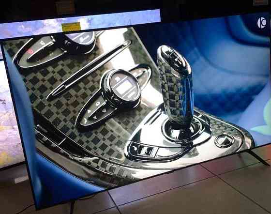 Великий Телевізор Безрамний: 82" Smart 4K 8 серія, Samsung 82TU800. Київ