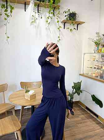 Жіночий базовий прогулянковий костюм двійка: лонгслів і штани турецька віскоза. Синій, 48/50 Одеса