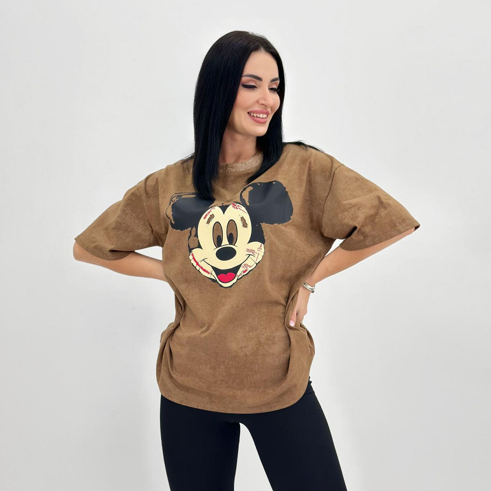 Женская футболка с рисунком 