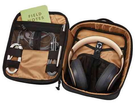Чохол Case Logic Lectro Accessory Case Plus LAC-102 Black (6622053) Киев