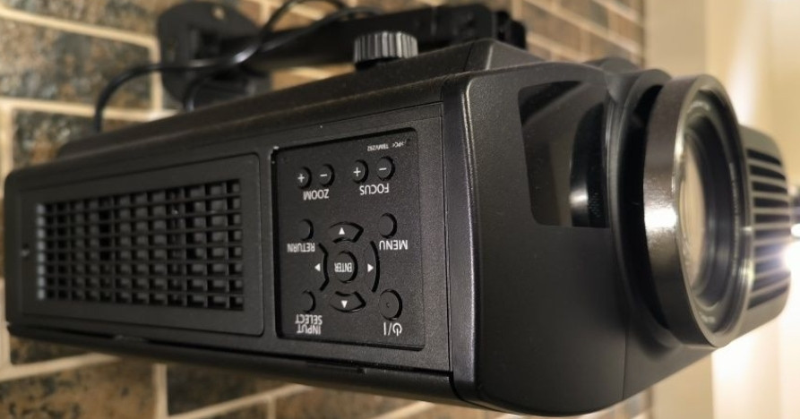 Проєктор Panasonic PT-AE8000U Харків - фото 3