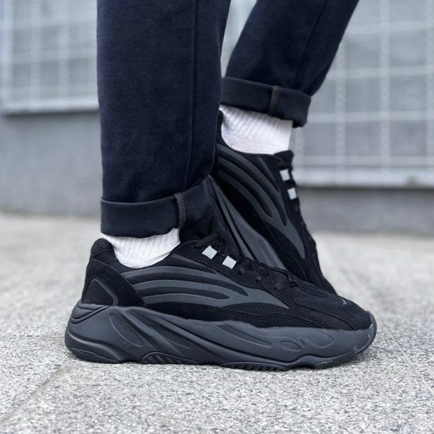 Термо Кросівки Adidas Boost 700 Чорні Чоловічі Адідас Замшеві Єврозима (розміри: 41,42,43,44,45,46) Дніпро - фото 3