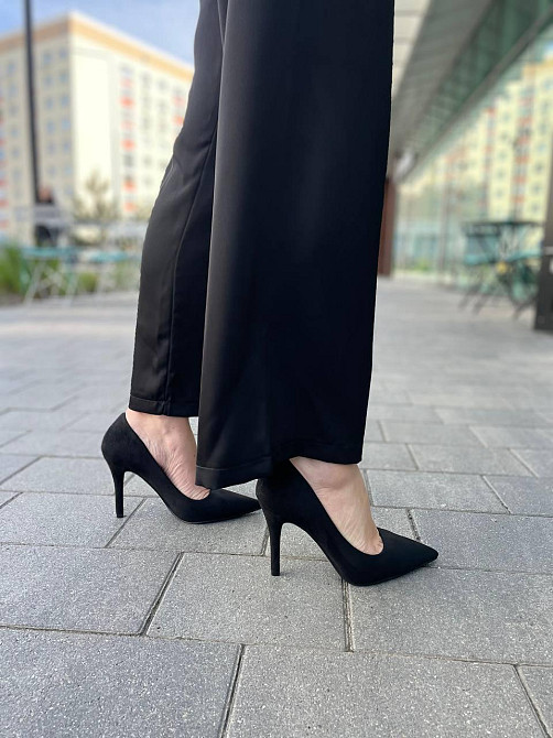 Q&Q Туфлі на підборах жіночі зі штучної замші весна-осінь демісезонні чорні QQ18-1 р. 36-41 Коломия - фото 7