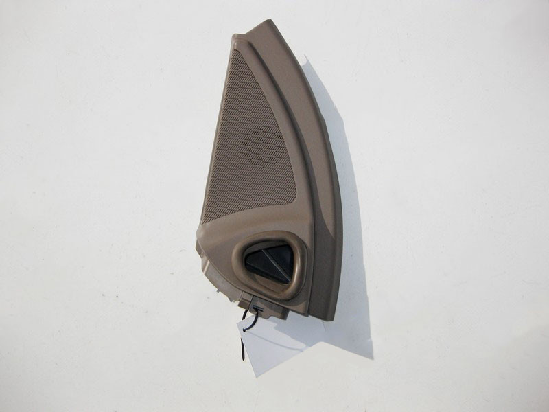 Mercedes-Benz  A1647201770 1A28 Коричнева накладка - трикутник ВЧ динаміка передніх лівих дверей ML W164 GL X164 Одеса - фото 1