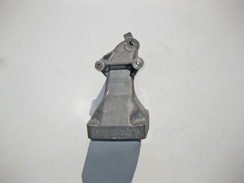 Mercedes-Benz  A6112230704 Кронштейн опори двигуна лівий OM646 R4 2.2 cdi E-Class W211 C-Class W203 Одесса - изображение 1