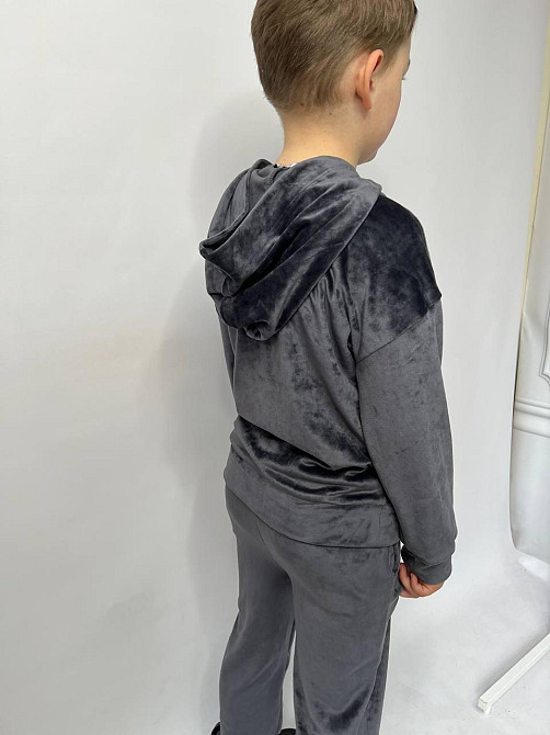 Дитячий велюровий костюм Кенгуру 122-128 Графітовий Харків - фото 5