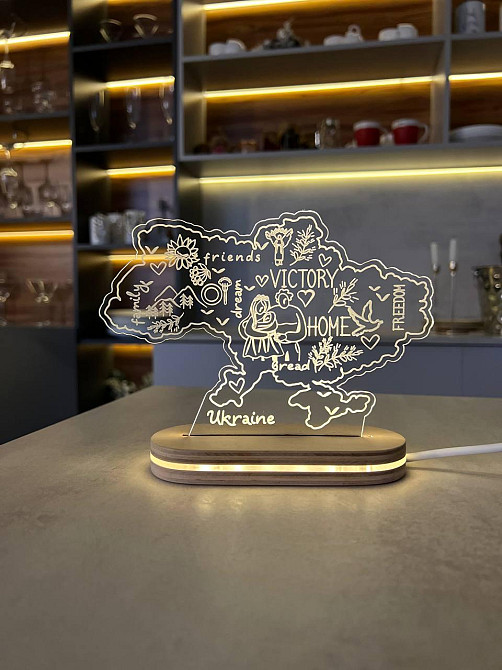 Светильник в форме украины деревянный патриотический ночник деревянная карта украины с подсветкой 18*13 см Киев - изображение 5