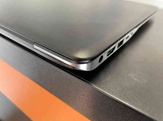 Ігровий Ультрабук Samsung б/у в гарному стані Київ