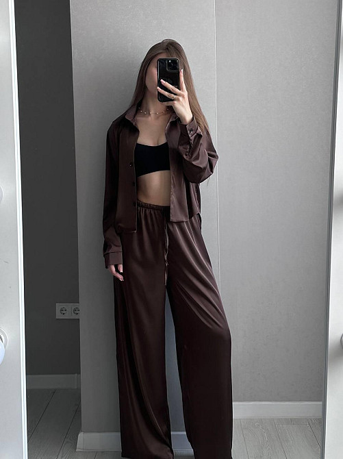 Женский базовый костюм двойка: рубашка и брюки из шелка армани Шоколадный Одесса - изображение 3