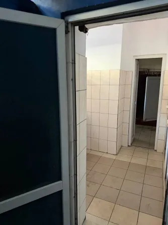 Оренда частини цеху (відгороджена) Велика електрична потужність, вода і каналізація. Дніпро