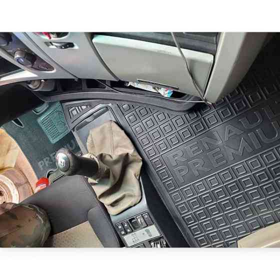 Килимки Рено premium евро5 2007-> борт 2,5см, з перемичкою салону Мукачево