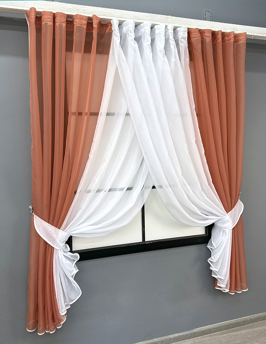 Кухонні шторки VR-Textil № 096к з підв'язками кораловий з білим 400х170 см (52-1193) Київ - фото 2